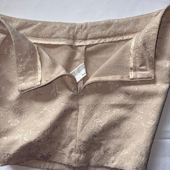 Toile Printed Champagne Colored Mini Short - Medium - Picture 6 of 6